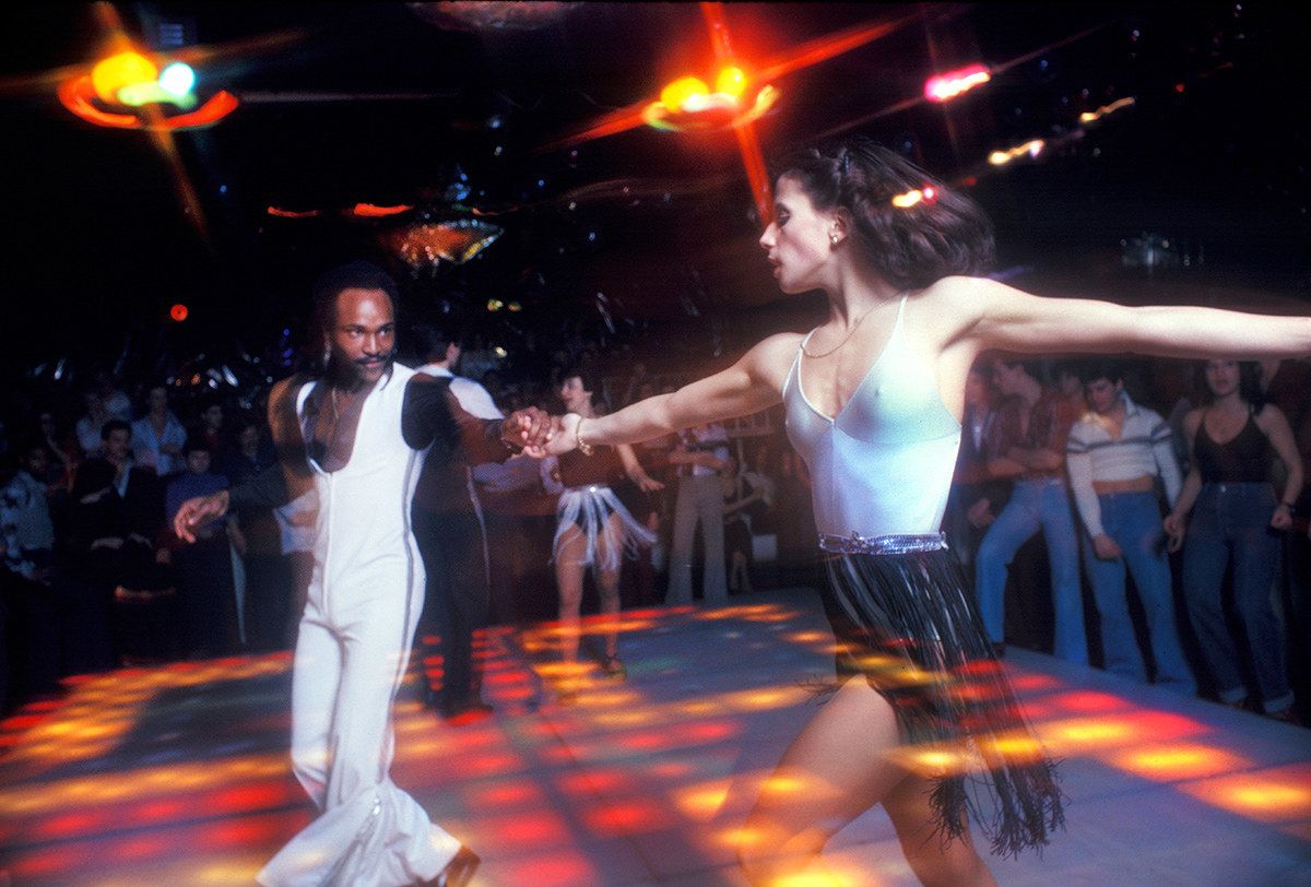 1970s-Love-Dancing